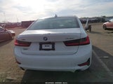 BMW 330I xDrive 3MW5R7J0XN8C71399 photo