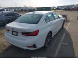 BMW 330I xDrive 3MW5R7J0XN8C71399 photo