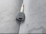 Ford Escape Xls 1FMYU02134KB37033 снимка