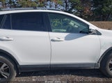 Toyota Rav4 Xle JTMRFREV9GJ102951 снимка