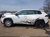 Toyota Corolla Cross L 7MUAAAAG2PV057364 photo