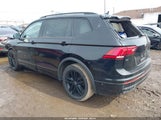 Volkswagen Tiguan 2.0T Se R-Line Black 3VV8B7AX1NM091321 fotografie