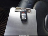 Audi A4 2.0T Premium WAUBFAFL3CN005079 снимка