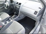 Toyota Corolla Le 1NXBU40E89Z042837 снимка