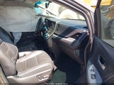 Toyota Sienna Se 8 Passenger 5TDXK3DC8GS700869 photo