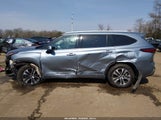 Toyota Highlander Hybrid Xle 5TDGBRCH8NS081994 fotografie