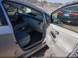 Toyota Prius Two JTDKN3DU2F0469379 снимка