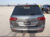 Volkswagen Tiguan 2.0T Se/2.0T Se R-Line Black/2.0T Sel 3VV3B7AXXMM095814 fotografie