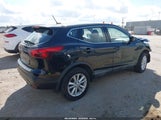 Nissan Rogue Sport S JN1BJ1CPXJW196521 снимка