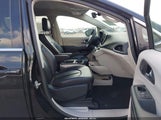 Chrysler Pacifica Hybrid Touring L 2C4RC1L75PR622042 снимка