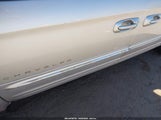 Chrysler Town & Country Limited 2C8GP64L51R140035 photo