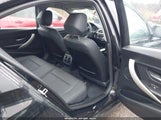 BMW 320I xDrive WBA8A3C54JA357859 снимка