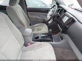 Toyota Tacoma V6 5TEMU4FN4AZ702470 photo