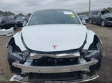 Tesla Model Y Long Range Dual Motor All-Wheel Drive 7SAYGDEE2RA258772 fotografie