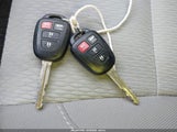 Toyota Corolla Le 2T1BURHE1GC652580 снимка