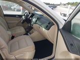 Volkswagen Tiguan Se WVGAV7AX0FW580863 photo