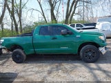 Toyota Tundra Grade 5.7L V8 5TFUW5F19BX162877 fotografie