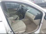 Toyota Corolla L 2T1BU4EE4DC964380 снимка