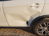 Mitsubishi Outlander Sport 2.0 Le JA4AP3AUXHZ012015 photo