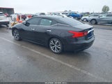 Nissan Maxima 3.5 Platinum 1N4AA6AP7HC421830 снимка