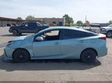 Toyota Prius Le JTDKARFUXK3098363 снимка