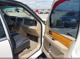 Lincoln Navigator Ultimate 5LMFU28547LJ17270 снимка