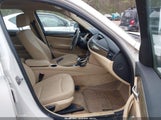 BMW X1 Sdrive28I WBAVM1C54EVW51081 снимка