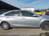 Toyota Camry Hybrid Le 4T1BD1FKXFU148231 fotografie