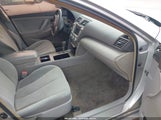 Toyota Camry Le V6 4T1BK46K18U565568 photo