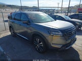 Nissan Pathfinder Platinum Fwd 5N1DR3DG5SC208405 fotografie