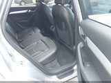 Audi Q3 2.0T Premium Plus WA1BFCFS8GR002161 снимка