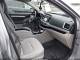 Toyota Highlander Le V6 5TDBKRFH3FS073695 снимка