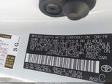 Toyota Corolla Le JTDEPRAE2LJ075328 снимка