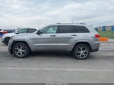 Jeep Grand Cherokee Sterling Edition 4X4 1C4RJFBG6JC222687 photo