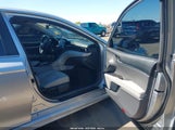 Toyota Camry Se 4T1G11AK1RU850030 fotografie
