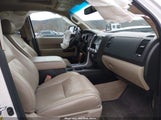 Toyota Sequoia Platinum 5.7L V8 5TDDY5G19BS047775 снимка