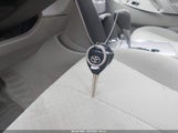 Toyota Camry Le JTNBE46K473065397 снимка
