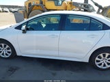 Toyota Corolla Le 5YFB4MDE9SP231224 снимка