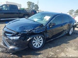Toyota Camry Le 4T1B11HK2KU703737 fotografie