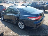 Toyota Camry Le 4T1B11HK2KU703737 photo
