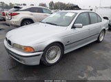 BMW 528Ia WBADM6343YGU21332 photo