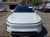 Tesla Model Y Premium Rear-Wheel Drive/Standard Rear-Wheel Drive 7SAYGDED9TF395256 снимка