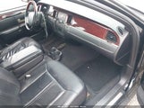 Lincoln Town Car Signature Limited 1LNHM82W15Y608573 photo