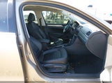 Volkswagen Passat 2.0L Tdi Se 1VWBV7A30FC094249 photo