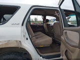 Toyota Sequoia Sr5 V8 5TDBT44A83S171655 снимка