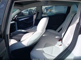 Tesla Model 3 Long Range Dual Motor All-Wheel Drive 5YJ3E1EB3NF180372 fotografie