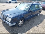 Mercedes-Benz E 320 WDBEA92E9RF285659 снимка