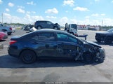 Toyota Corolla Le 2T1BURHE0HC818041 fotografie