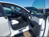 Tesla Model Y Premium Rear-Wheel Drive/Standard Rear-Wheel Drive 7SAYGDED9TA495922 снимка