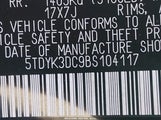 Toyota Sienna 5TDYK3DC9BS104117 снимка